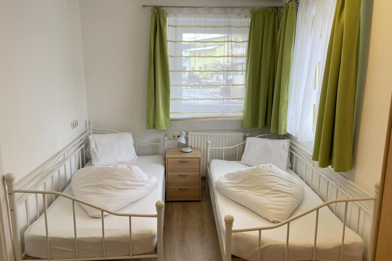 Areit Apartments - Low Budget Zell am See Bagian luar foto